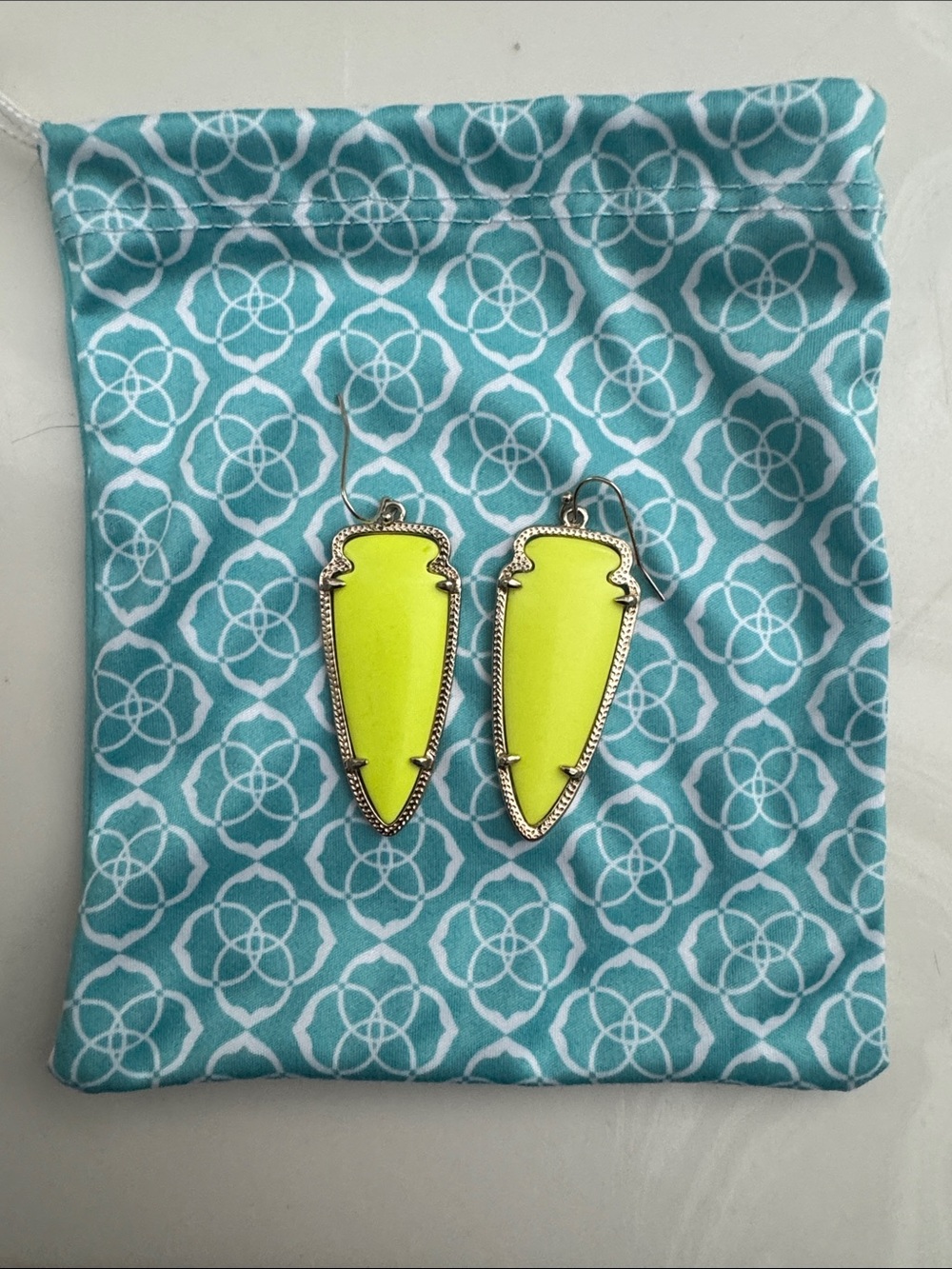 Kendra Scott Neon Yellow Sky Earrings